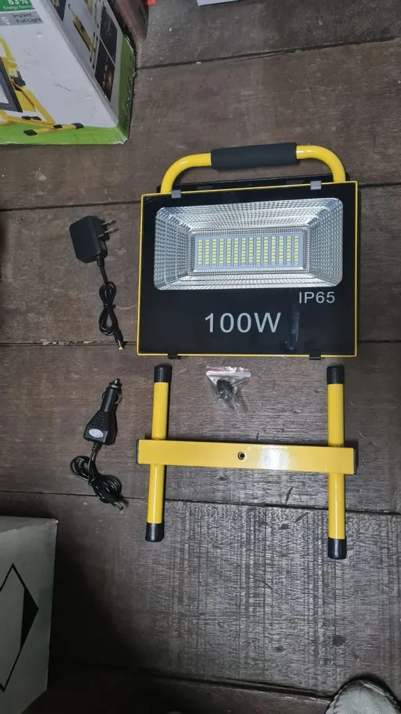 Aiko 100W LED Rechargeable Sport Lamp Flood Light | Model : LED-GYRLF100A2